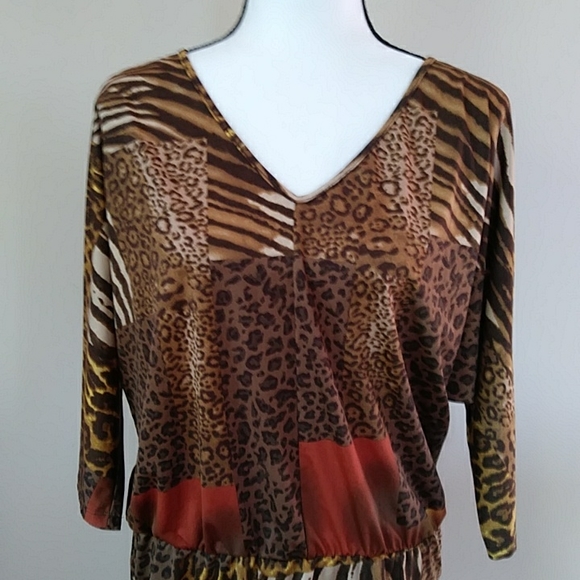 Zac & Rachel Animal Print Top Medium Brown Burnt Orange - Picture 4 of 13